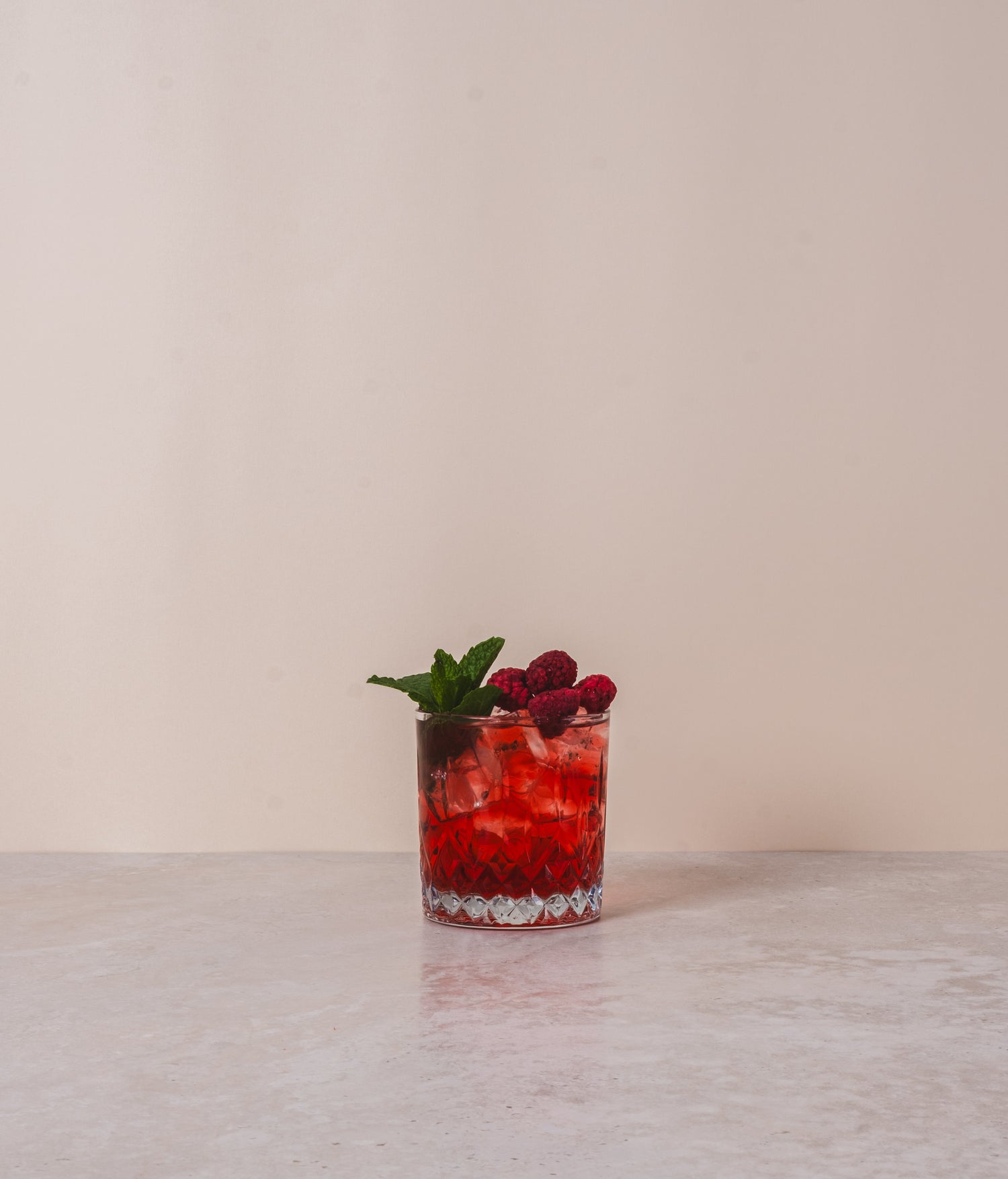 RASPBERRY BLACK (ICE)TEA